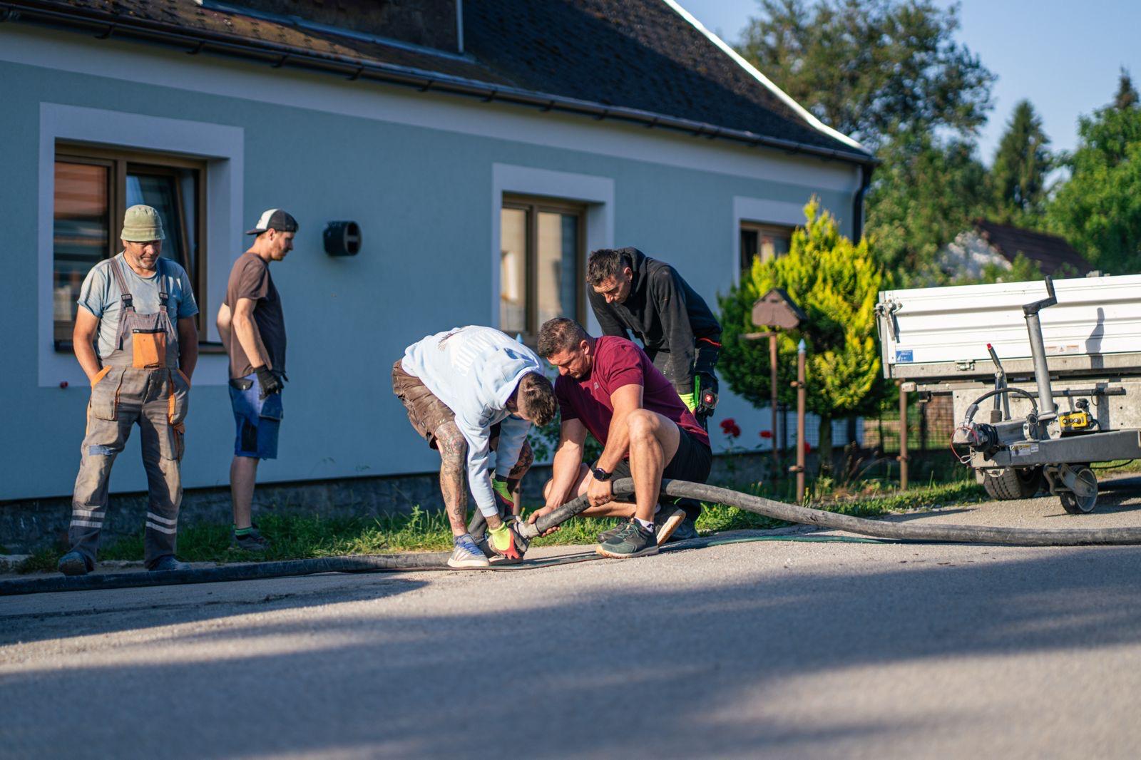 Strojní pokládka